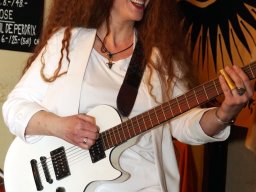 2025 &raquo; Magda Magic Piskorcyk live (11.4.25) 